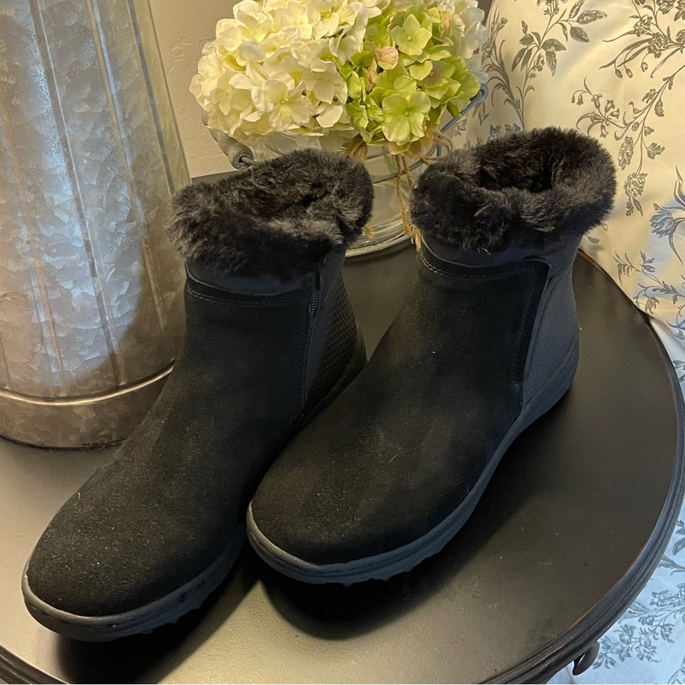 Baretraps Aiden Winter Bootie Size 10